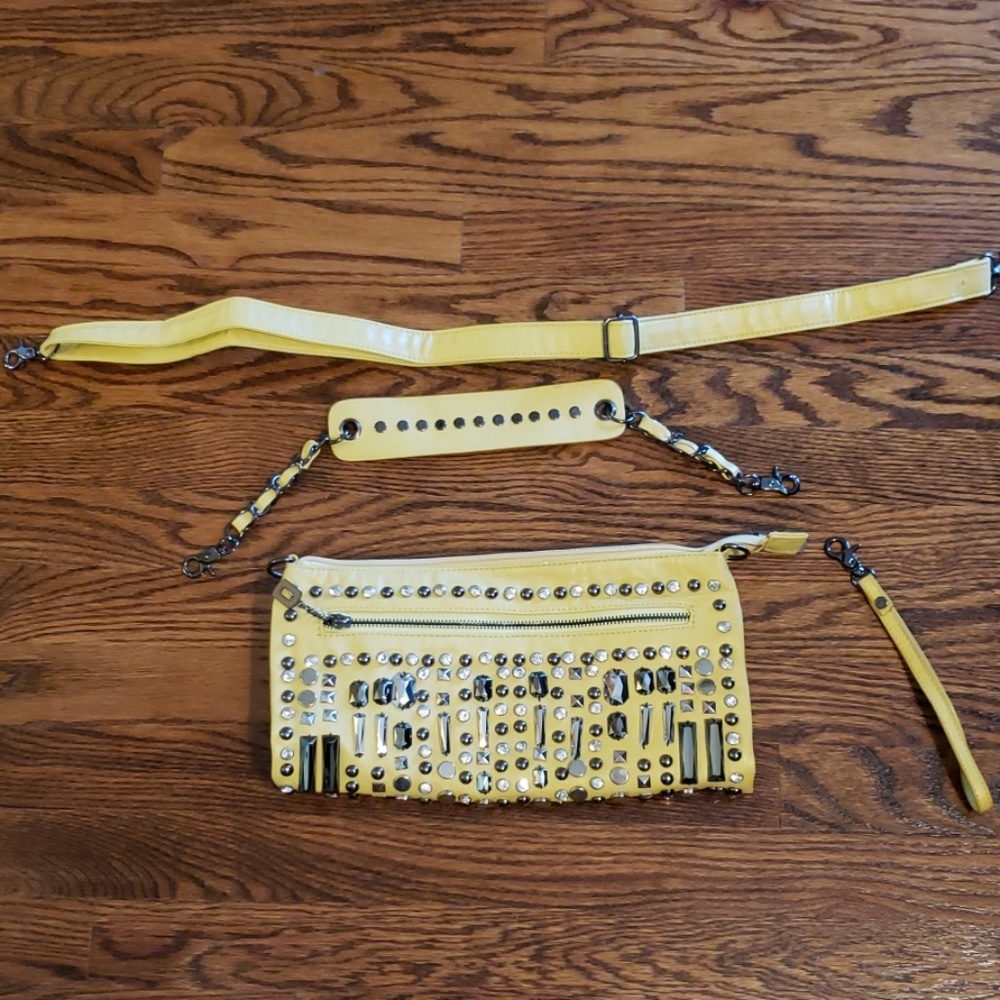 Yellow studded Convertable bag - Picture 4 of 8
